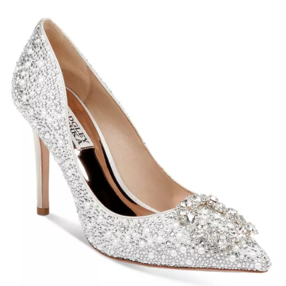 NWT Badgley Mischka Women's Cher II Embellished Pumps